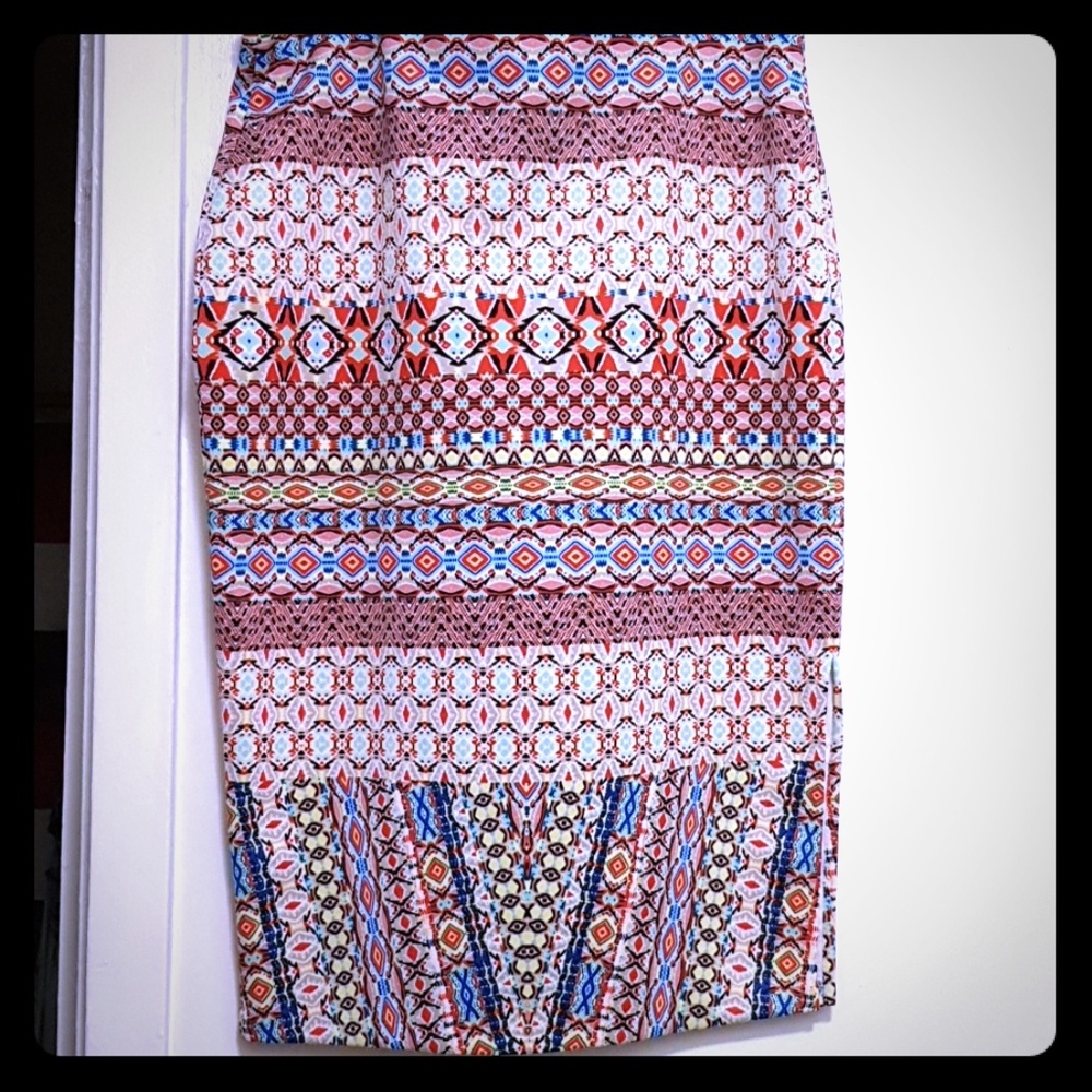 Printed pencil skirt